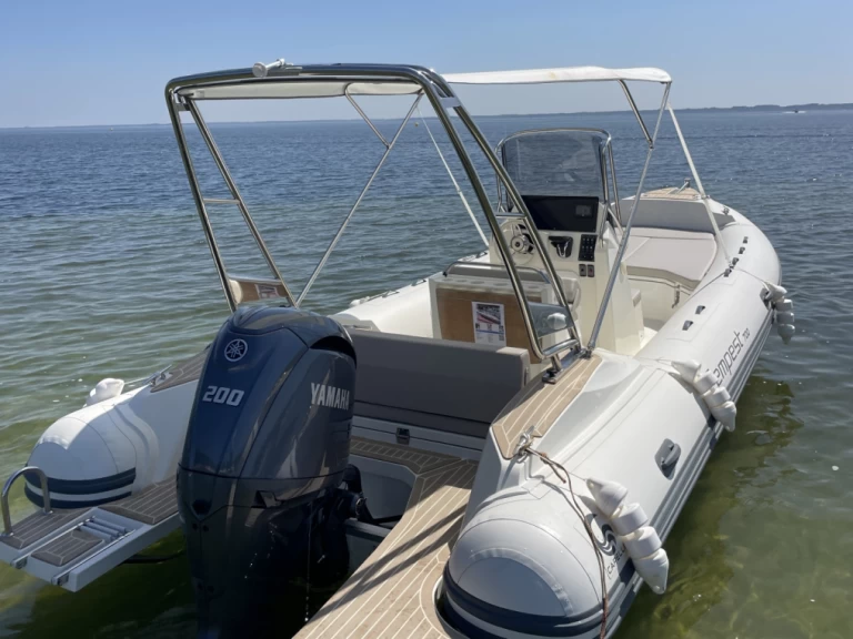 Vermietung Schlauchboot Capelli mit Führerschein