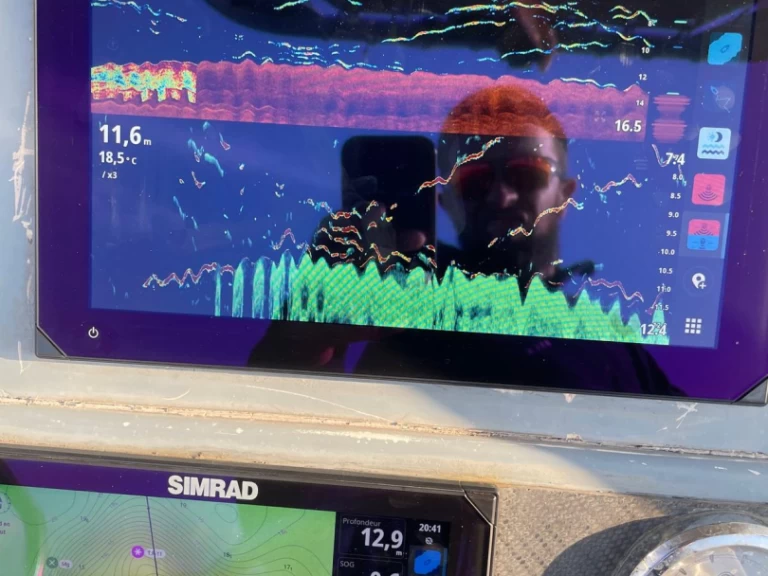 Ein Boston Whaler Boston Whaler 22 Outrage mieten in Les Sables-d'Olonne