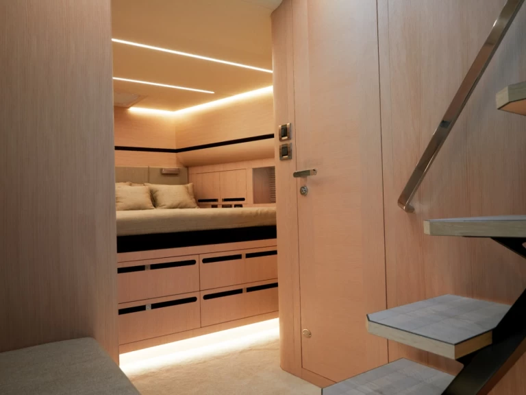 Ein MEDYACHT MED 42 mieten in Saint-Tropez