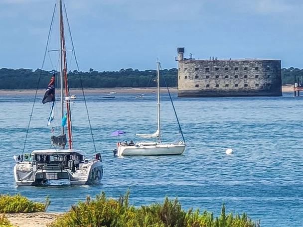 Ein Excess Excess 11 mieten in La Rochelle