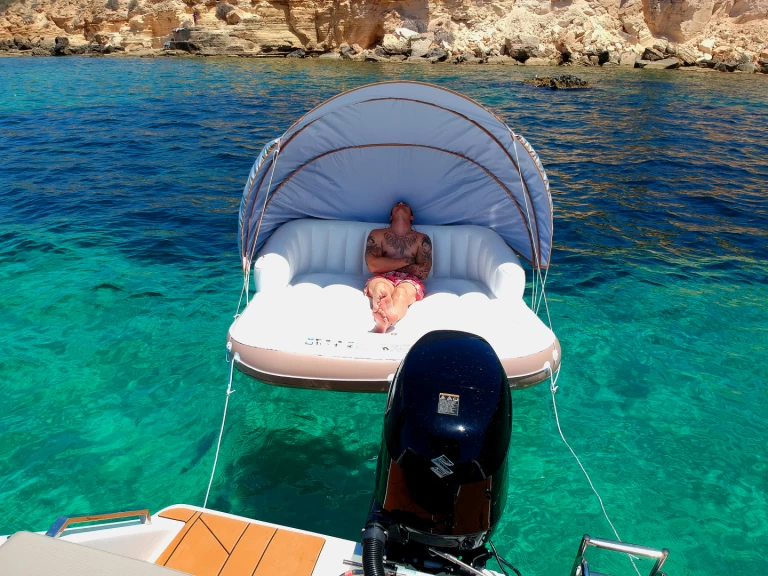 Motorboot mit oder ohne Skipper Valory mieten in Palma de Mallorca