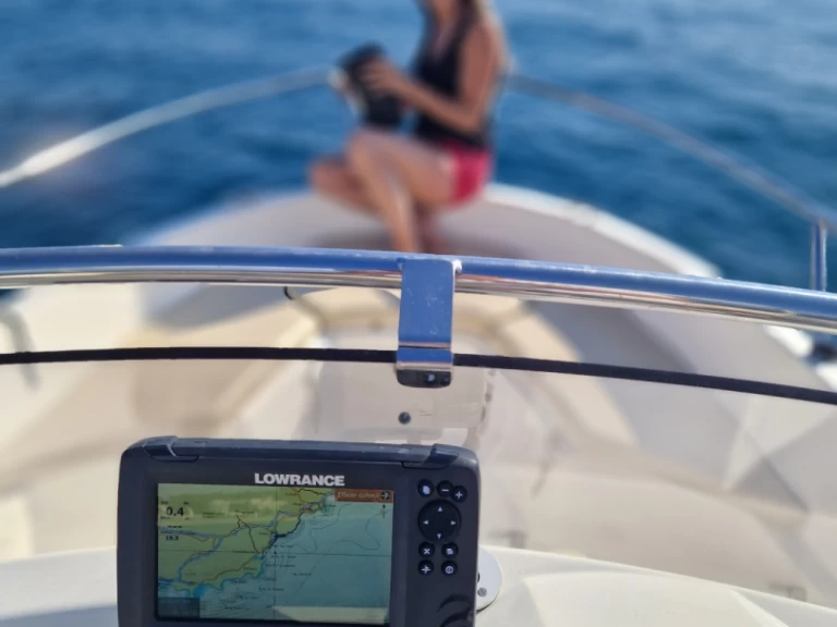 Vermietung Motorboot Jeanneau mit Führerschein