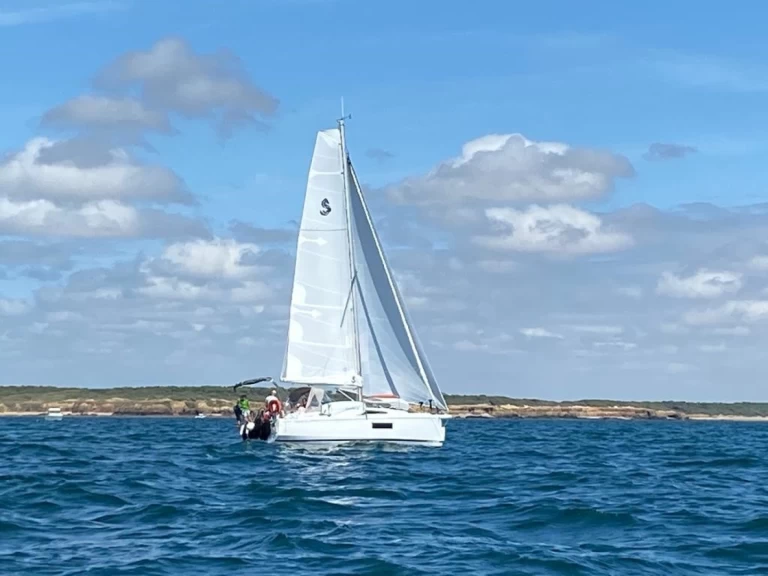 Boot mieten Les Sables-d'Olonne günstig Oceanis 30.1