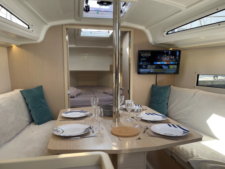 Bootsverleih Bénéteau Oceanis 30.1 Les Sables-d'Olonne Samboat