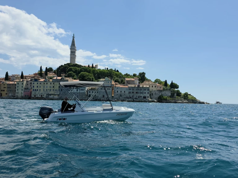 Motorboot mieten in Rovinj - ROTO Roto 450s family