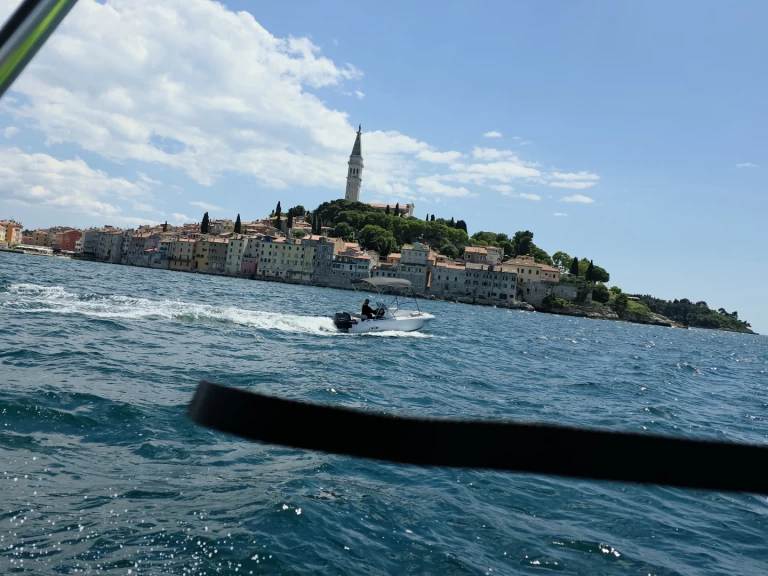 Bootsverleih ROTO Roto 450s family Rovinj Samboat
