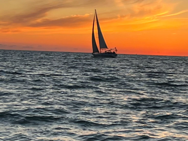 Vermietung Segelboot Bénéteau mit Führerschein