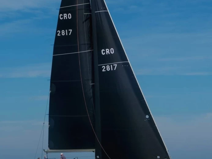 YachtCharter in Marina Baotić - Elan Elan 410 Performance auf SamBoat