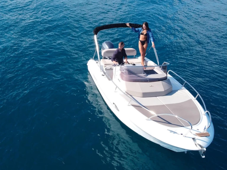 Vermietung Motorboot Mingolla mit Führerschein