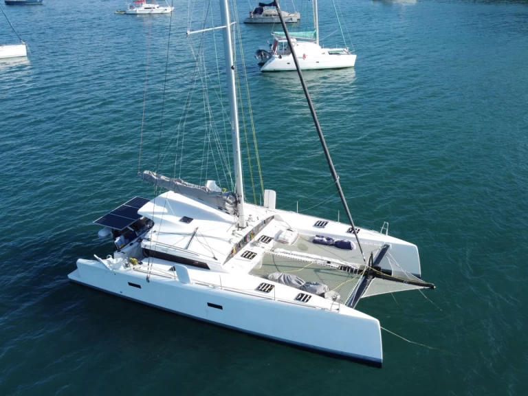 Ein Marsaudon Composites TS 42 mieten in Toulon