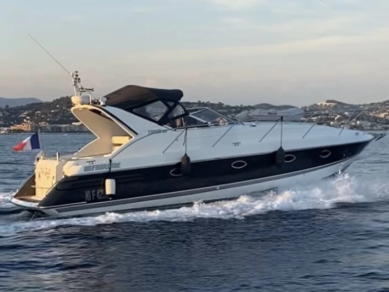 Motorboot mieten in Mandelieu-la-Napoule zum besten Preis