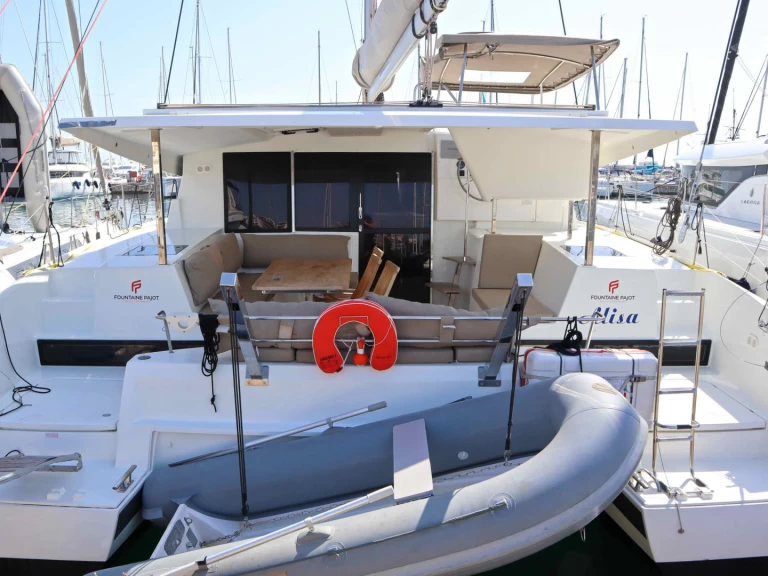 Fountaine Pajot Lucia 40 mieten Ligia