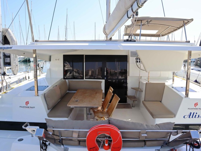 Boot mieten Ligia günstig Fountaine Pajot Lucia 40 - 4 cab.