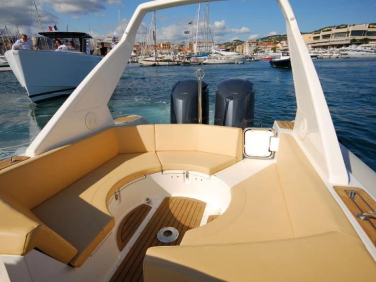 YachtCharter in Porto-Vecchio - Capelli Tempest 1000 CC auf SamBoat