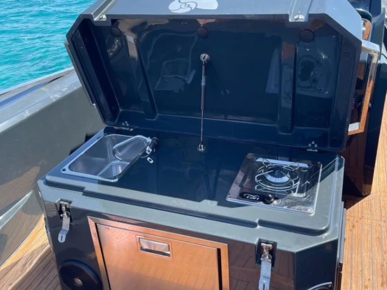 Vermietung Schlauchboot Lomac mit Führerschein