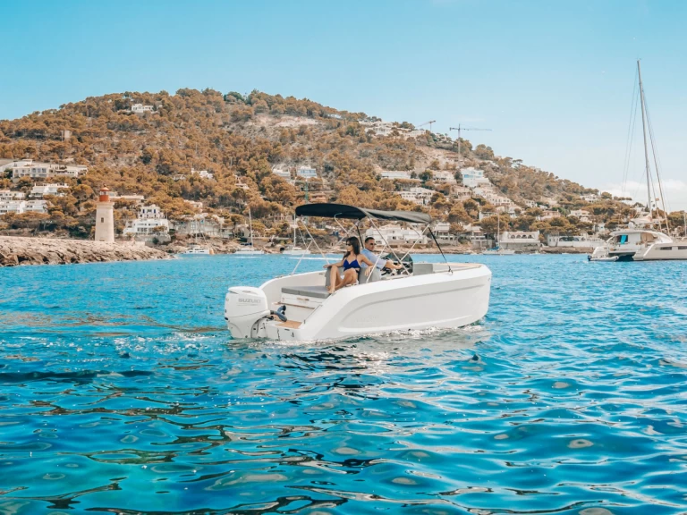 Valory 570 PREMIUM mieten Port d'Alcudia