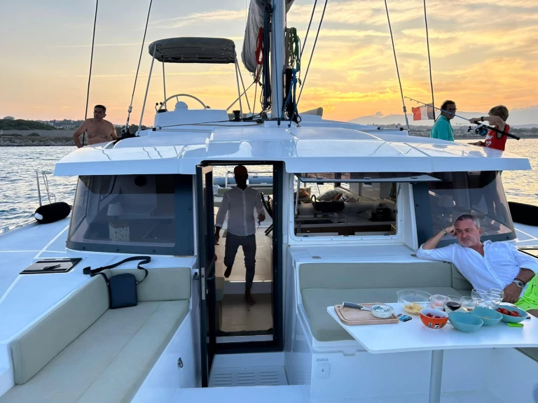 Boot mieten Bas du Fort günstig Bali 4.2