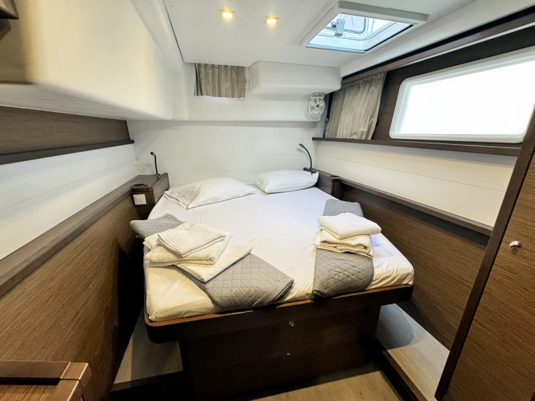 YachtCharter in Nikiána - Lagoon Lagoon 450 Sport Top auf SamBoat