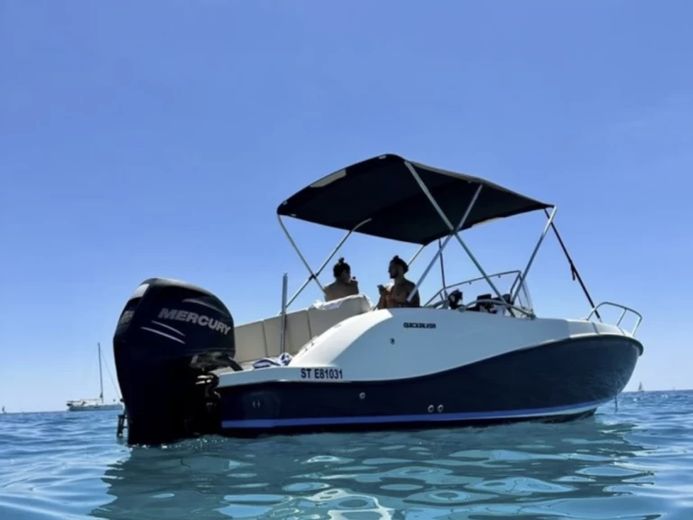 Bootsverleih Zodiac Medline 650 Port Fréjus Samboat