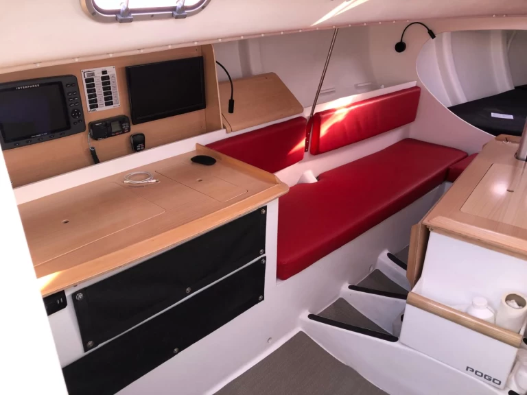 Pogo Structures Pogo 8.50 mieten Loctudy