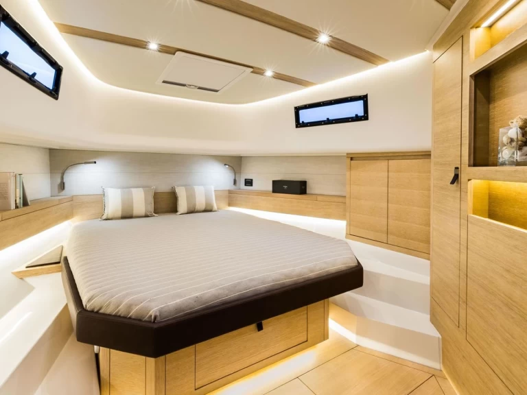 Cantiere Del Pardo 43 mieten Saint-Raphaël