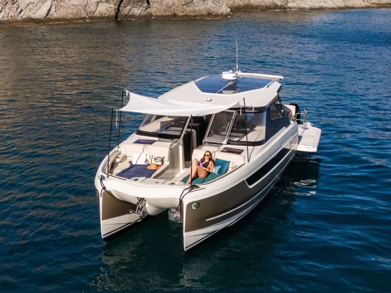 YachtCharter in Saint-Raphaël - YOT 41 auf SamBoat