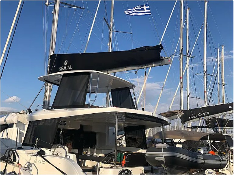 Lagoon Lagoon 46/10 - Skippered  mieten Piso Livadi