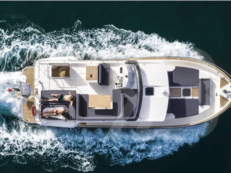 Motorboot mieten in Marina de Portimão zum besten Preis