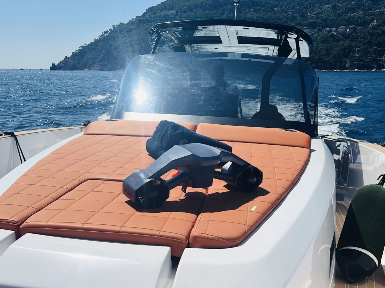 Ein Pardo Yachts Pardo 38 mieten in Mandelieu-la-Napoule