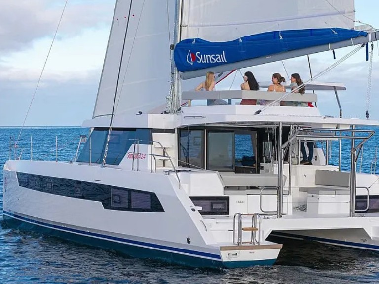 Bootsverleih Leopard Leopard 42 Raiatea Samboat