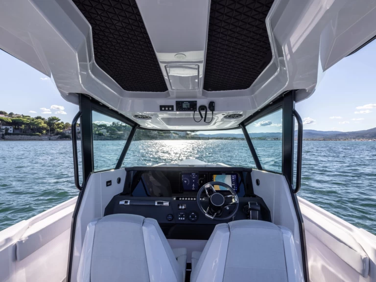 Bootsverleih Axopar Axopar 29 CCX Seget Donji Samboat