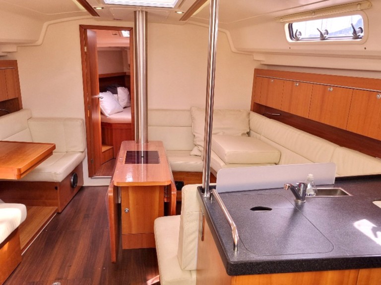 Ein Hanse Hanse 415 mieten in Primošten
