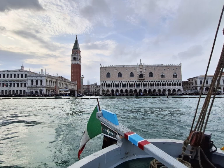 Motorboot mieten in Venedig zum besten Preis