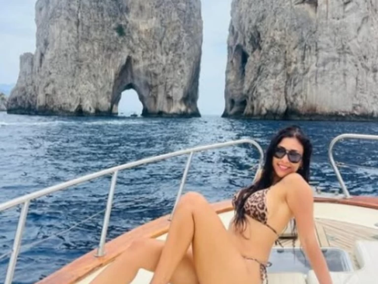 Motorboot mit oder ohne Skipper Fratelli Aprea mieten in Capri