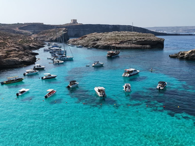 Coronet motoring mieten Ċirkewwa