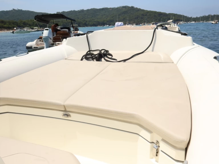 Boot mieten Hyères günstig Tempest 900 Open