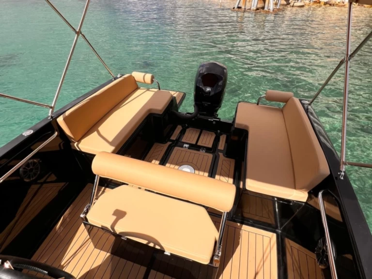 Boot mieten Santa Eulària des Riu günstig Nuva M6