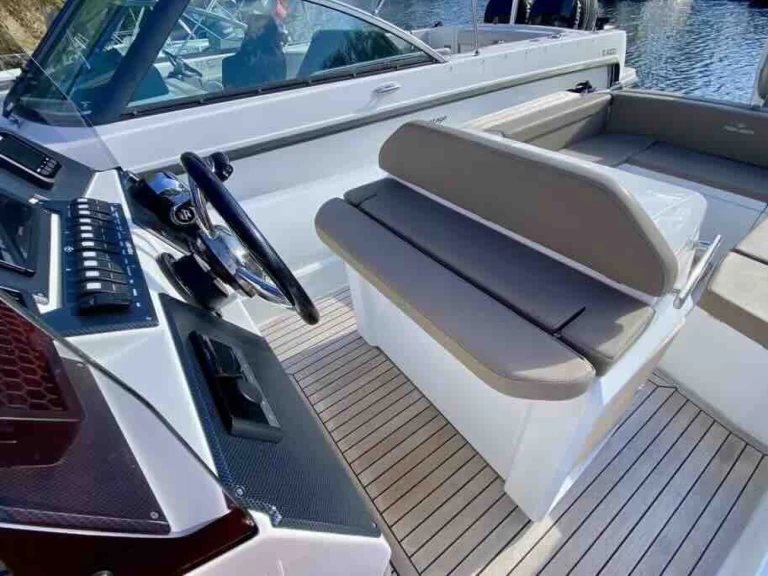 YachtCharter in Palermo - Renier Renier R8 Tourer auf SamBoat