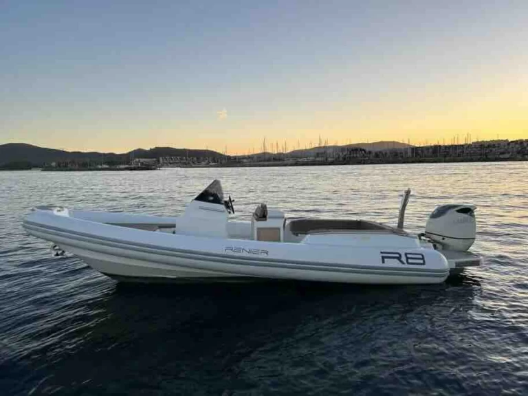 Renier Renier R8 Tourer mieten Palermo