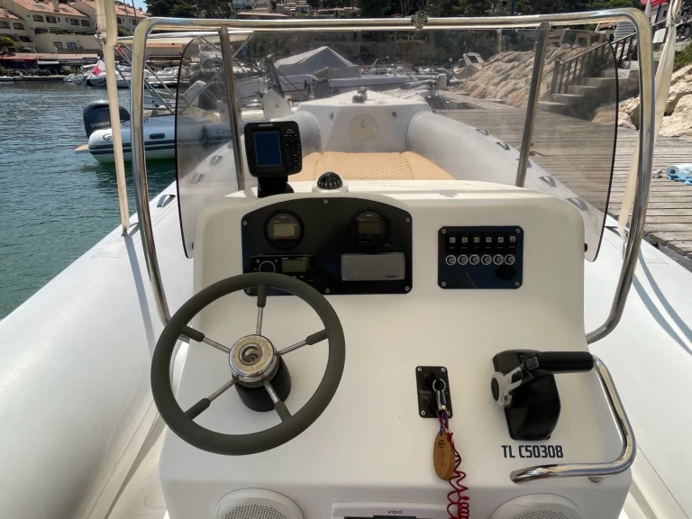 Schlauchboot mieten in La Madrague zum besten Preis