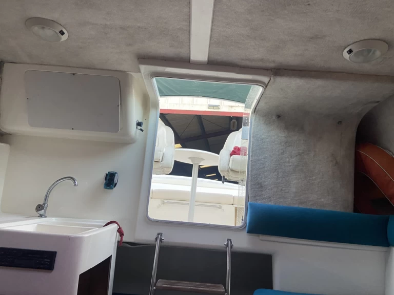 Ein Jeanneau Leader 705 mieten in Bénodet