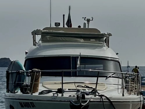 Bootsverleih Carnevali 120 Castellammare di Stabia Samboat