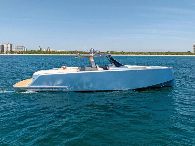 Motorboot mit oder ohne Skipper Pardo Yachts mieten in Cannes