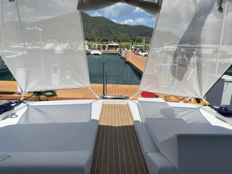 Motorboot mit oder ohne Skipper Rizzardi mieten in Salerno