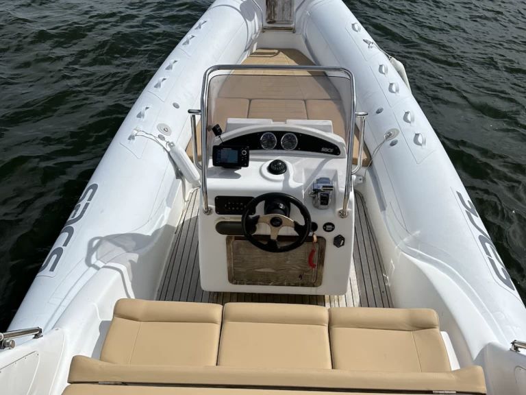 Vermietung Schlauchboot Sacs mit Führerschein