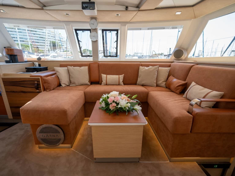 Ein Fountaine Pajot Isla 40 mieten in Villeneuve-Loubet