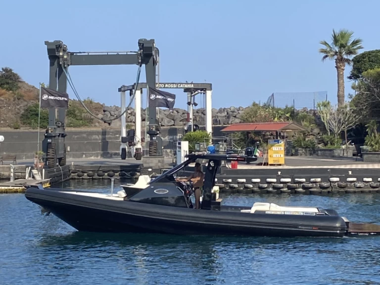 Vermietung Schlauchboot Magazzu mit Führerschein