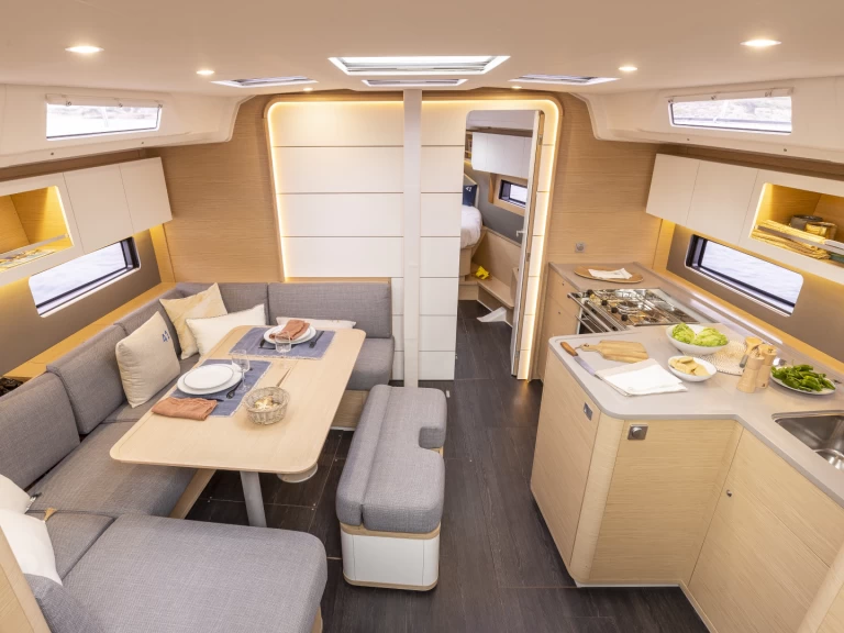 Ein Dufour Dufour 41 mieten in Pálairos