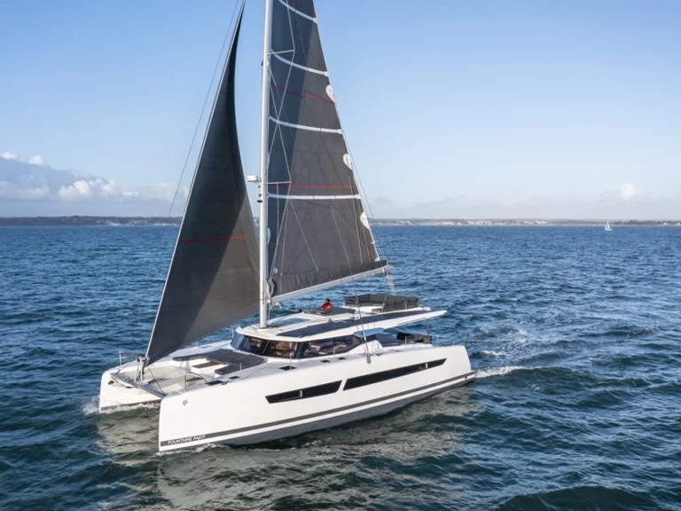 YachtCharter in La Forêt-Fouesnant - Fountaine Pajot Aura 51 auf SamBoat