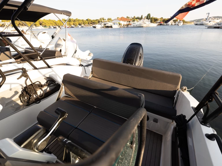 Vermietung Motorboot Northmaster mit Führerschein